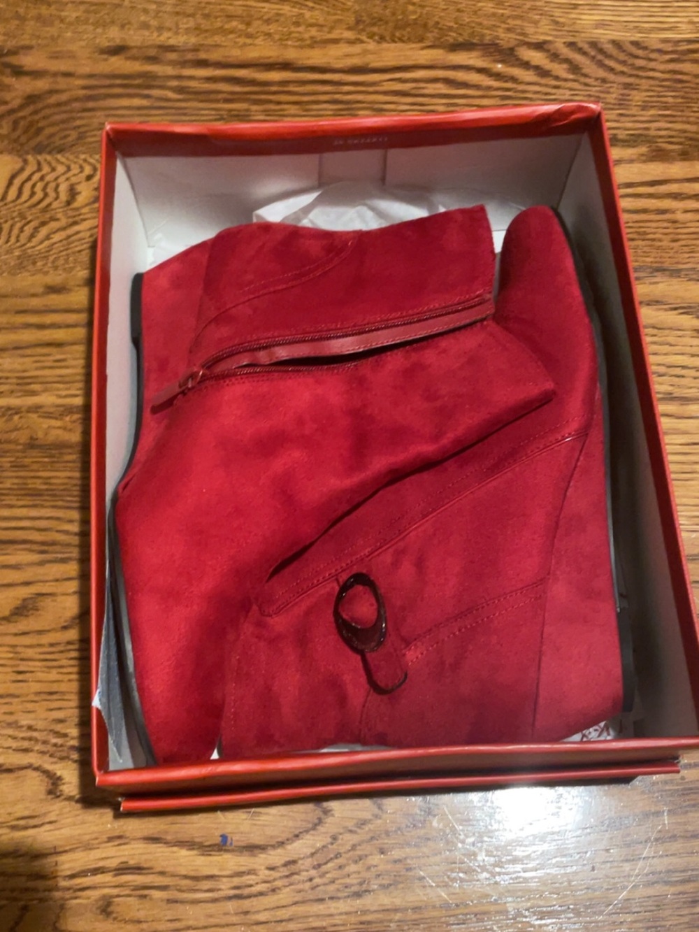 Red heel vintage style shoes